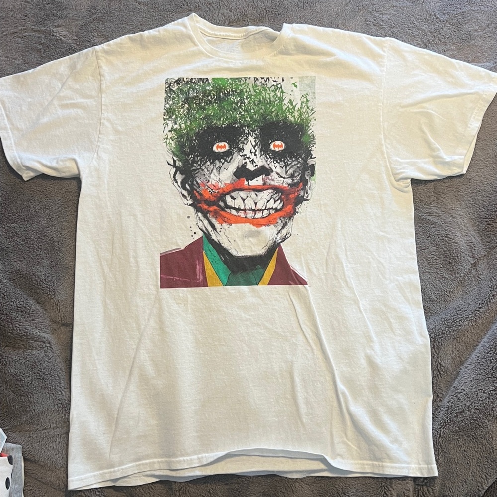 Batman Joker men’s white graphic T-Shirt size L